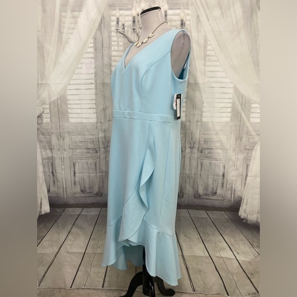 Xscape Size 14W Plus Aqua Blue Ruffled Midi Sleeveless Sheath Dress V Neck NWT - Picture 5 of 13